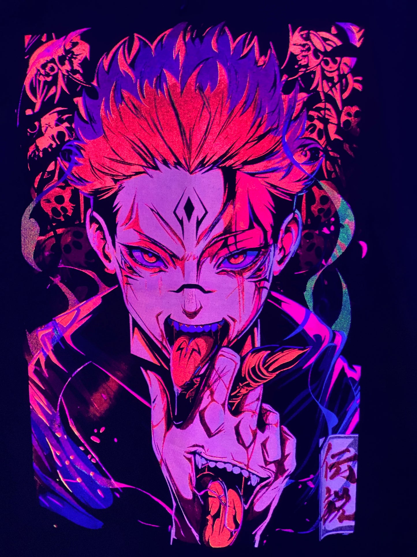 Sukuna Jujutsu Kaisen Vibrant Neón T-Shirt (Front & Back Print)
