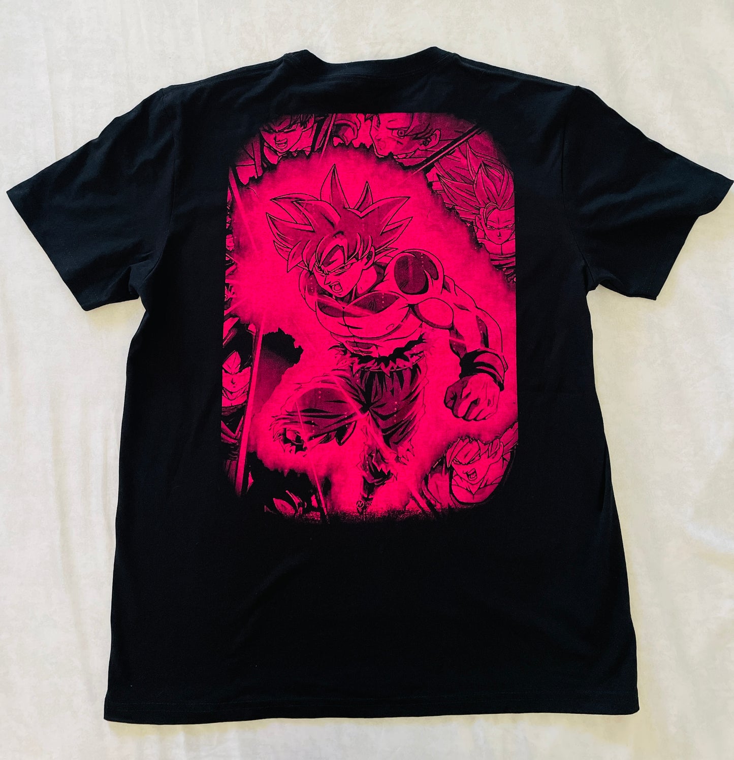 SSJG Goku Dragon Ball Super      Vibrant Neón T-Shirt (Front & Back Print)