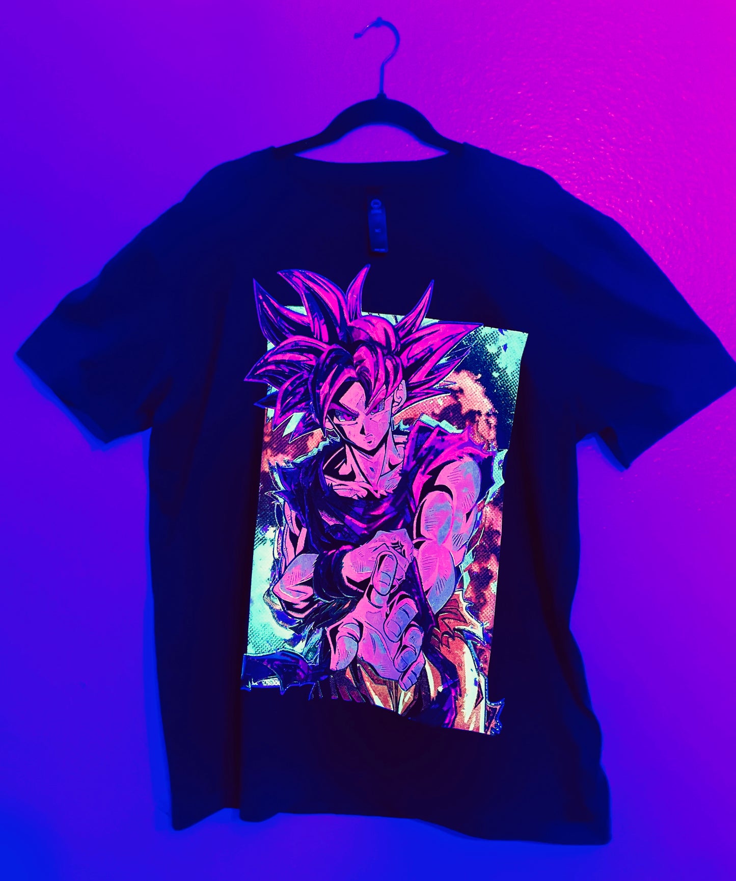 SSJG Goku Dragon Ball Super      Vibrant Neón T-Shirt (Front & Back Print)